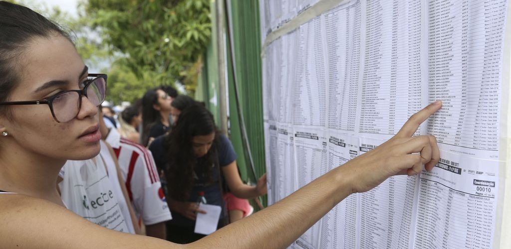 A um mês do exame, ansiedade marca alunos que farão Enem