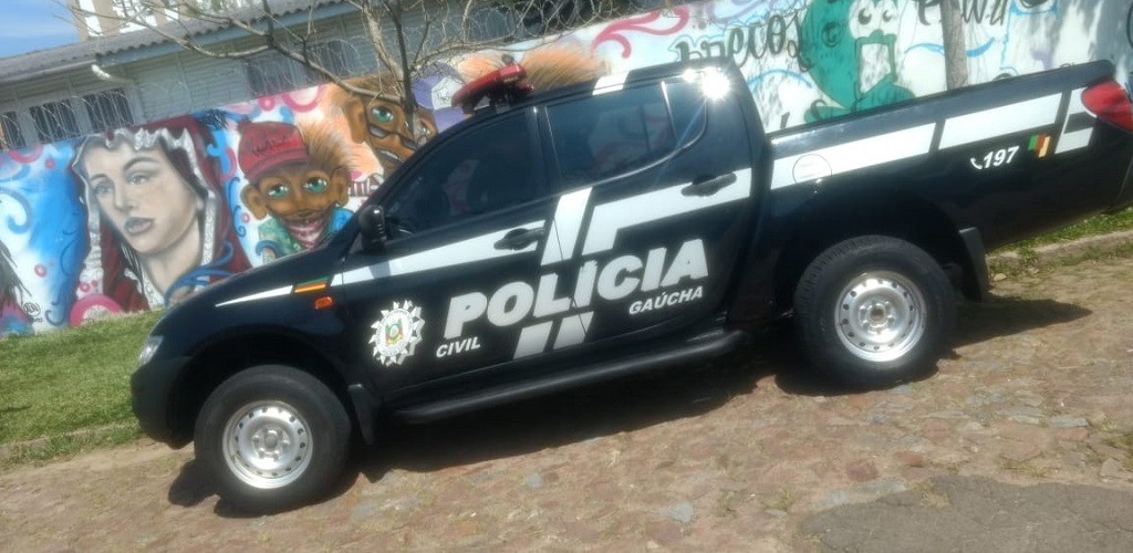 Comsep e SSP contemplam reforma de caminhonete de uso da Polícia Civil de SJN