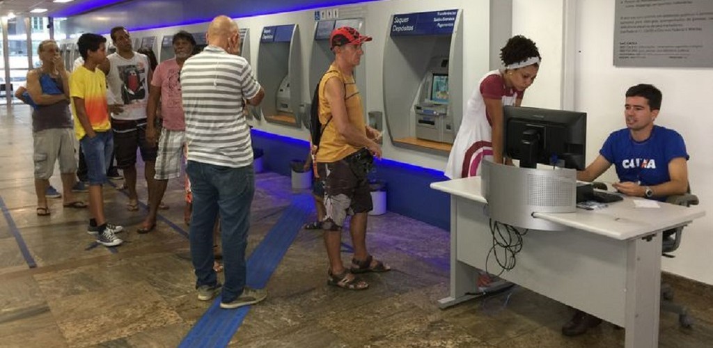 Boletos vencidos a partir de R$ 100 podem ser pagos em qualquer banco