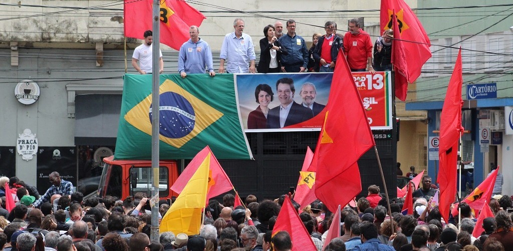 Vice de Haddad, Manuela D'Ávila, cumpre agenda em Rio Grande