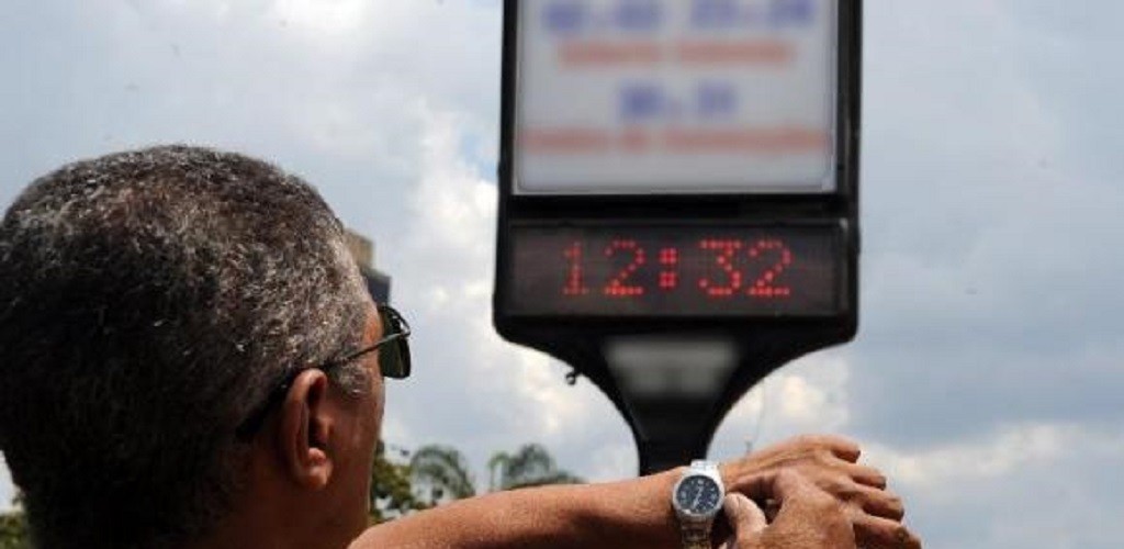 Governo decide manter começo do horário de verão em 4 de novembro