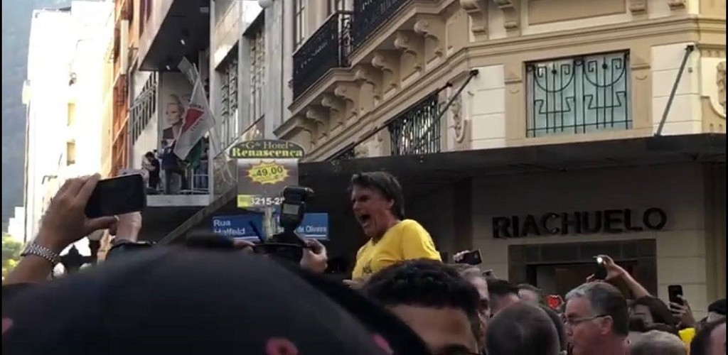 Jair Bolsonaro é ferido com faca durante campanha em Juiz de Fora