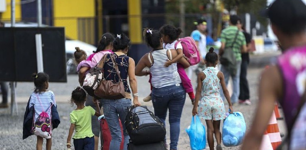 Grupo de venezuelanos deixa Boa Vista rumo ao Rio Grande do Sul