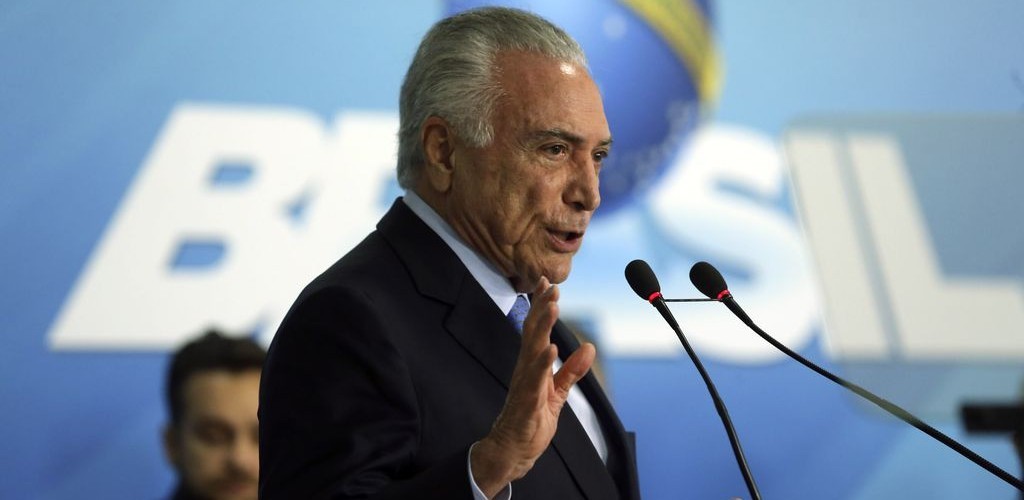 Temer diz que decidirá lá na frente reajuste de ministros do STF