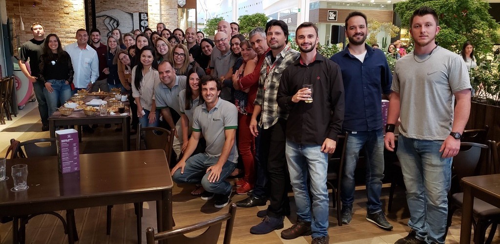 Em coquetel, expositores comemoram o resultado final da Feira Casa Show
