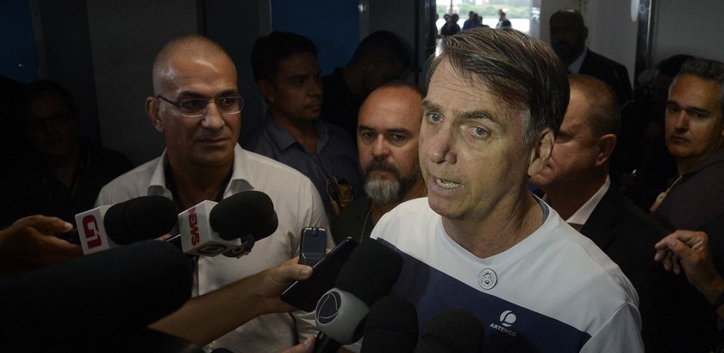 Petrobras pode ser privatizada em parte, diz Bolsonaro