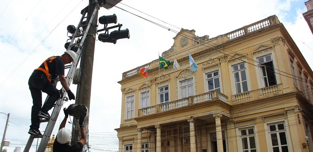Doce Natal: magia natalina começa a tomar forma em Pelotas