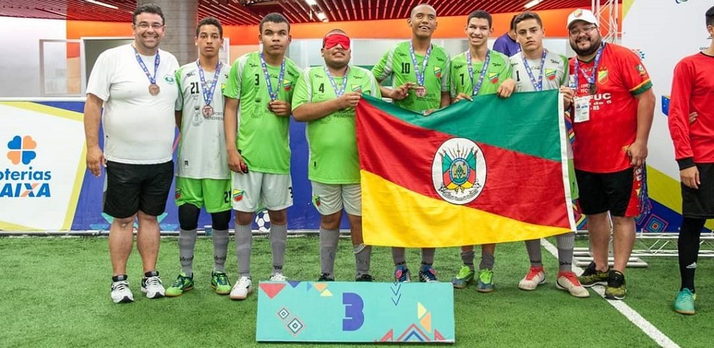 Alunos rio-grandinos voltam cheios de medalhas das Paralimpíadas Escolares