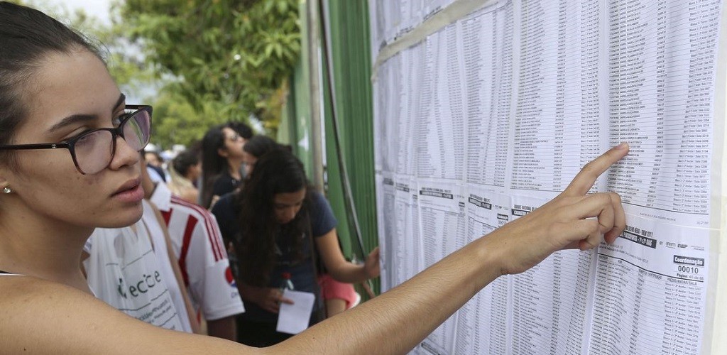 Candidatos do Enem podem denunciar fake news
