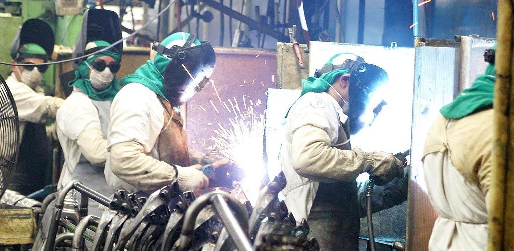 Produção industrial cresce 0,1%, diz IBGE