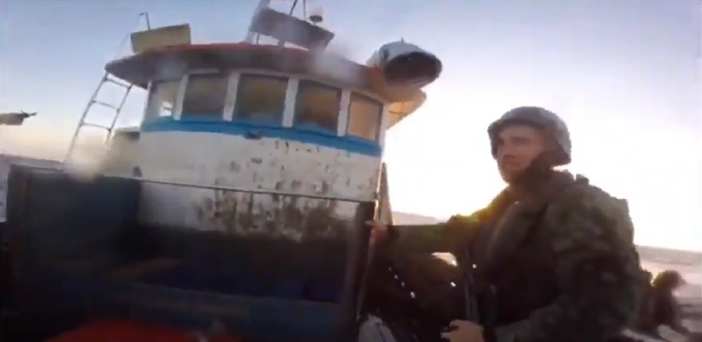Embarcação rio-grandina é apreendida pela Marinha do Uruguai por pesca irregular