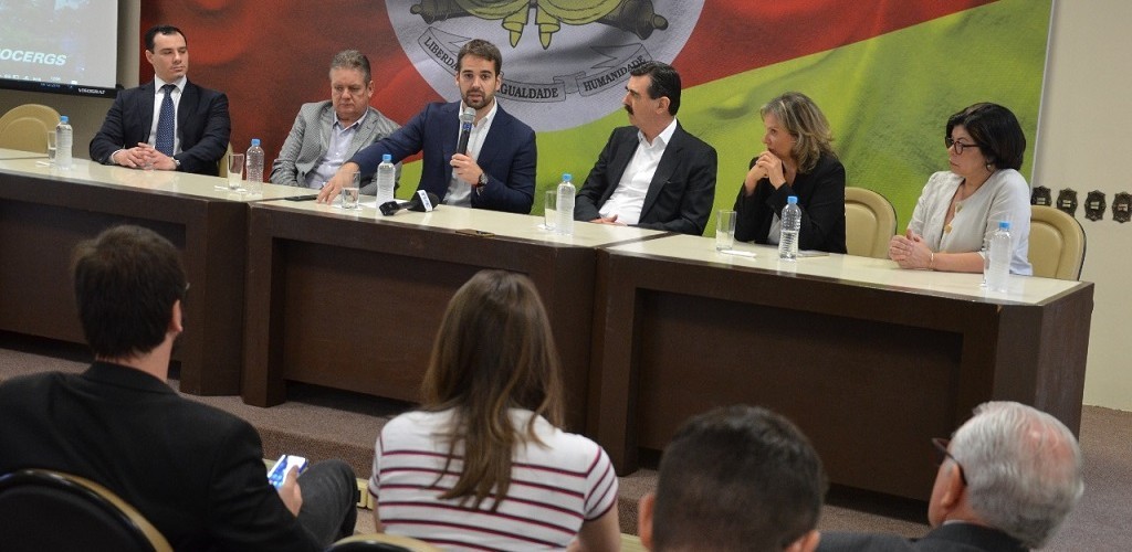 Eduardo Leite anuncia mais três secretários