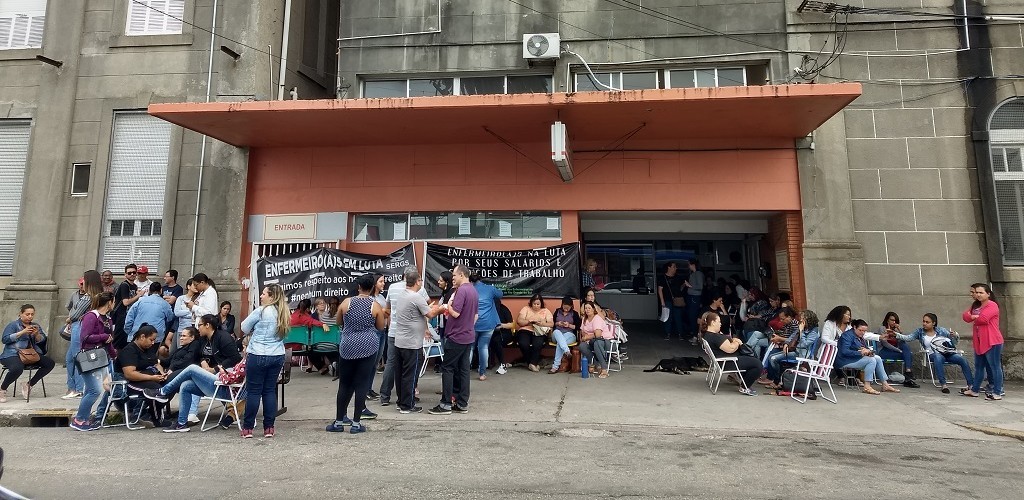 Funcionários da Santa Casa recebem proposta da administração do hospital 