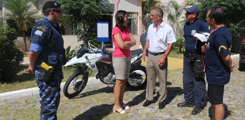Guarda Municipal de SJN recebe motocicleta zero quilômetro