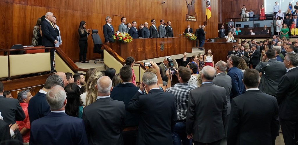 Deputados tomam posse para a 55ª legislatura da Assembleia Legislativa