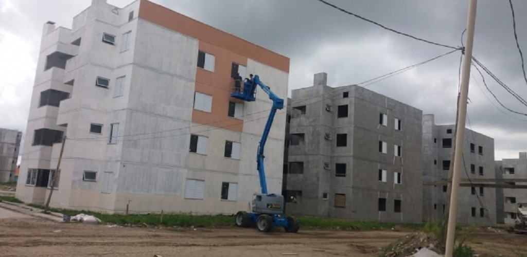 Blocos de apartamentos do Empreendimento Junção já estão recebendo pintura