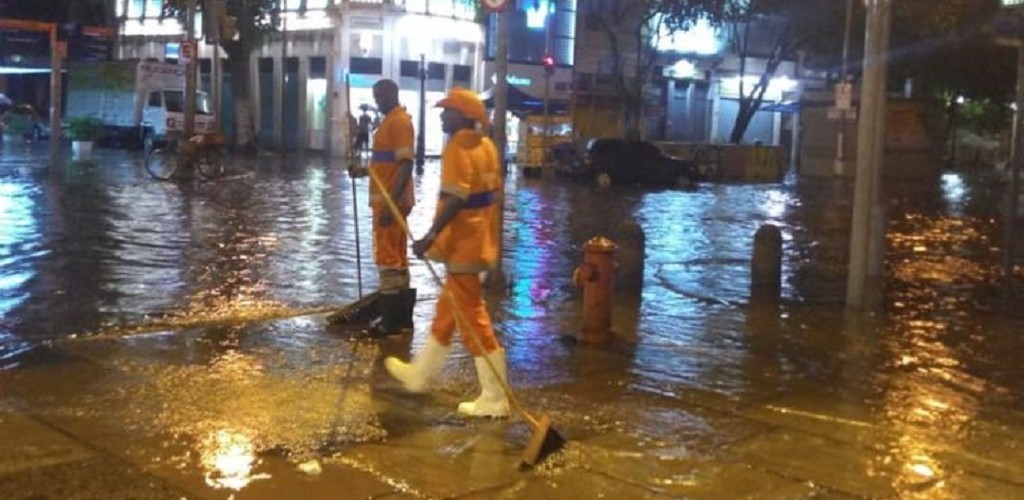 Tempestade deixa três mortos na cidade do Rio