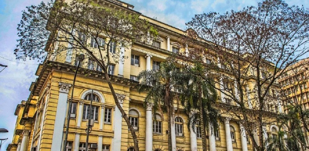 TJ bloqueia R$ 157 milhões do estado e pagamentos podem estar ameaçados