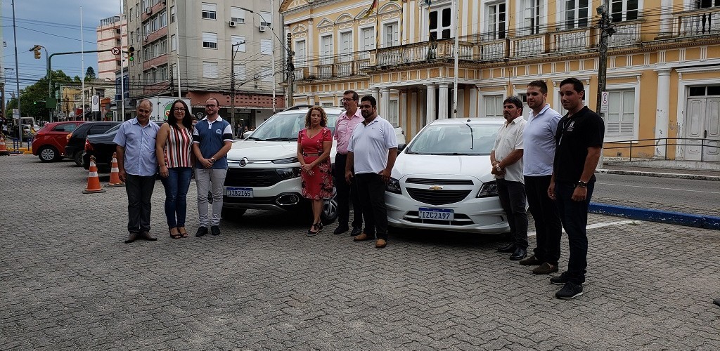 Secretaria Municipal da Saúde recebe novos veículos