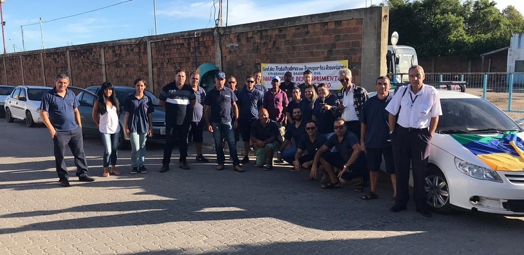 Paralisação dos funcionários da Cotista segue, mas 30% da frota está nas ruas
