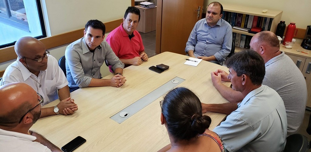 Após reunião no MP, prefeitura firmará termo de compromisso com ambulantes
