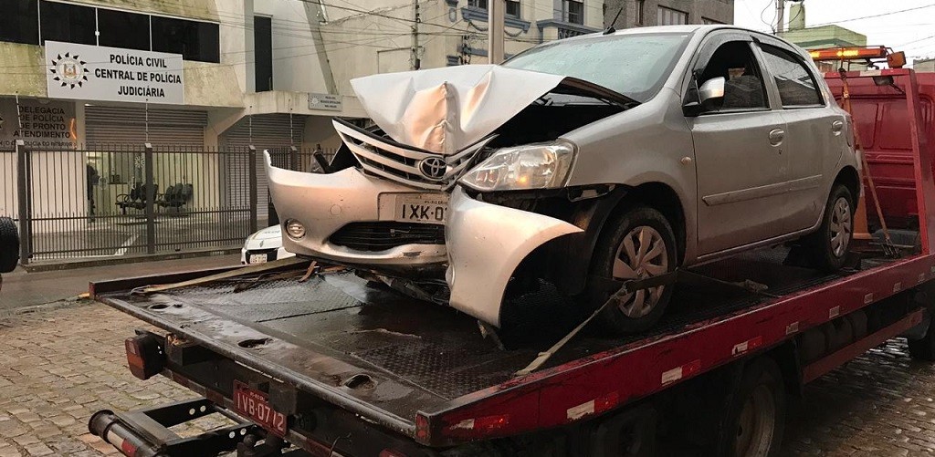 Após assalto, ladrões agridem homem e roubam seu carro em Rio Grande