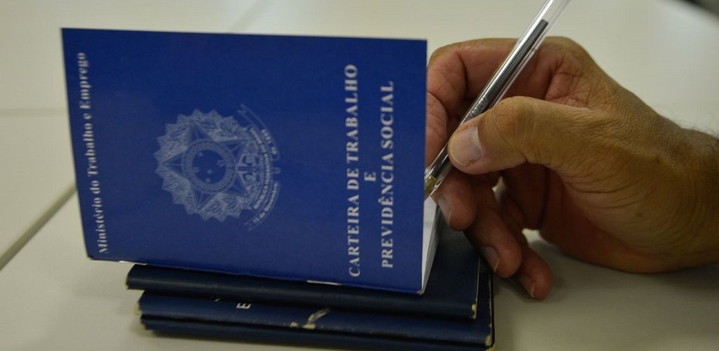 Brasil fecha 2018 com saldo positivo de empregos formais