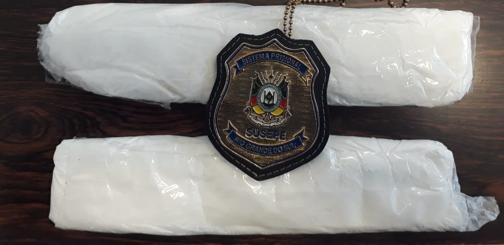 Ao tentar entrar com cocaína, mulher é presa na PERG
