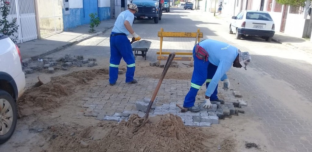 SMOU realiza ações periódicas de manutenção nas ruas de SJN