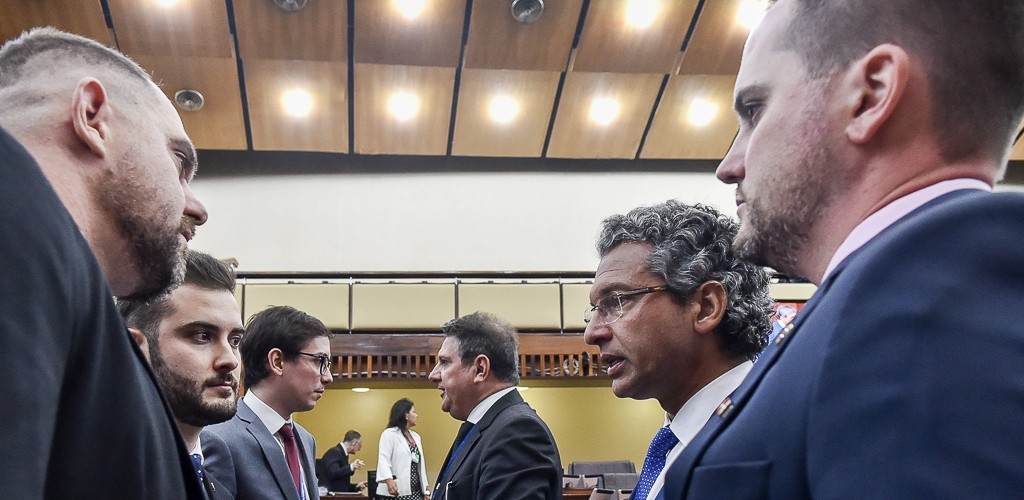 PECs são aprovadas e vão à sanção do governador