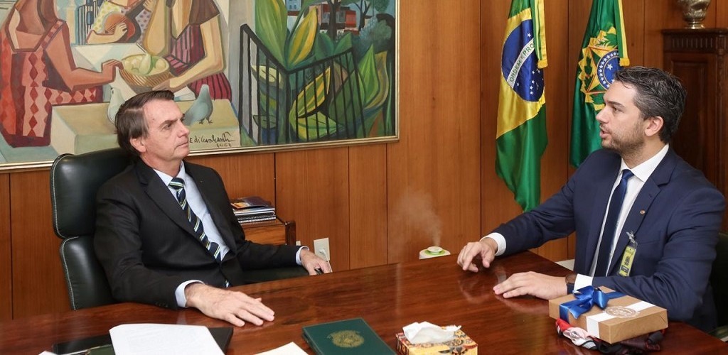 Bolsonaro recebe deputado federal da região sul e reafirma compromisso de duplicação da BR 116