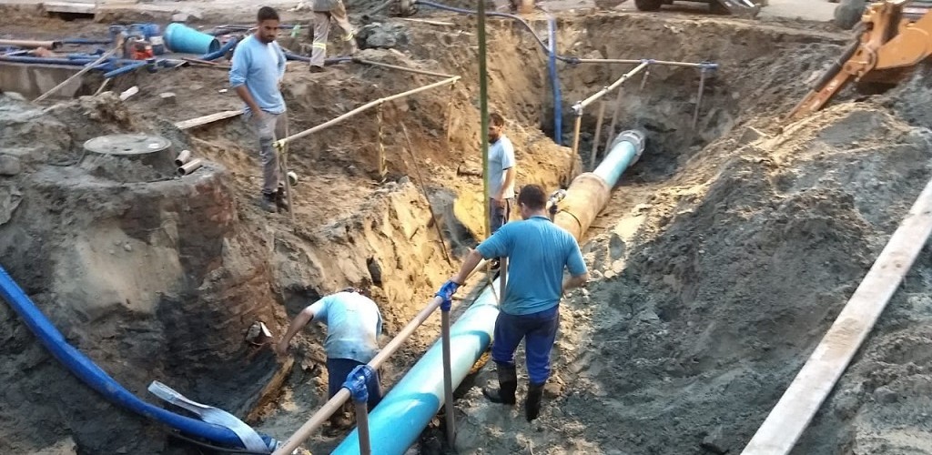 Obra de substituição da rede de água na Rua Andradas é concluída