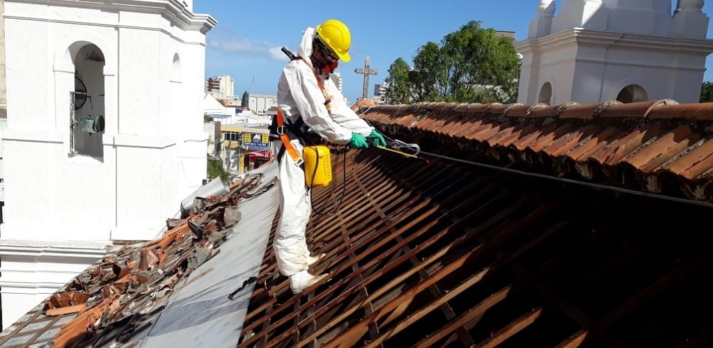 Obra do telhado da Catedral de São Pedro avança