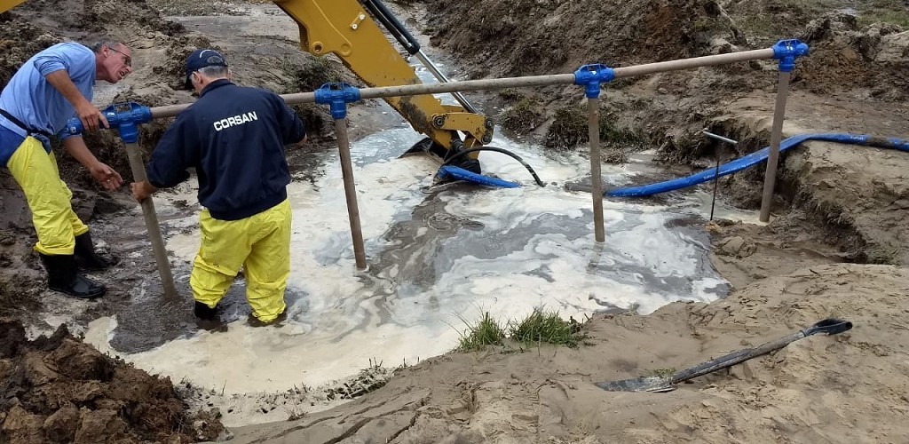Conserto de vazamento em rede da Corsan causará falta de água em bairros da zona oeste