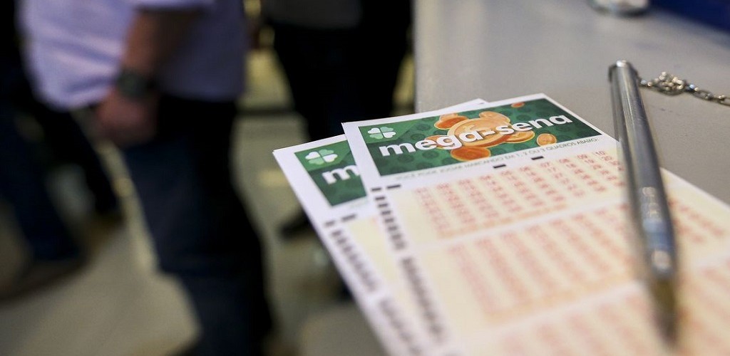 Ninguém acerta as seis dezenas da Mega-Sena e prêmio vai a R$ 275 mi
