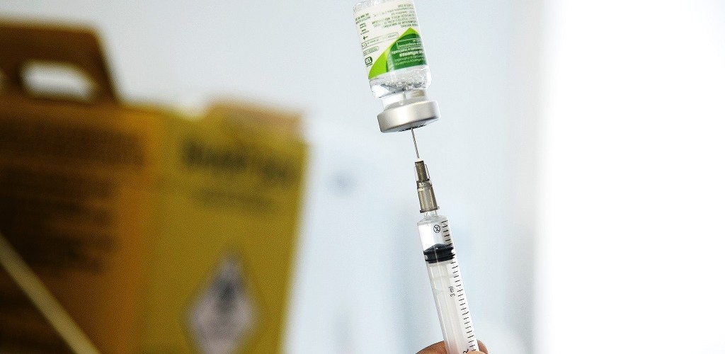 Pais e responsáveis devem levar crianças de 6 meses a 6 anos para receber imunização contra a gripe