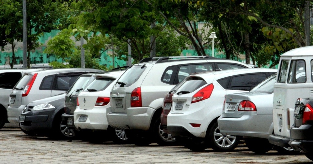 Prazo para pagamento do IPVA 2019 termina em abril, conforme final da placa