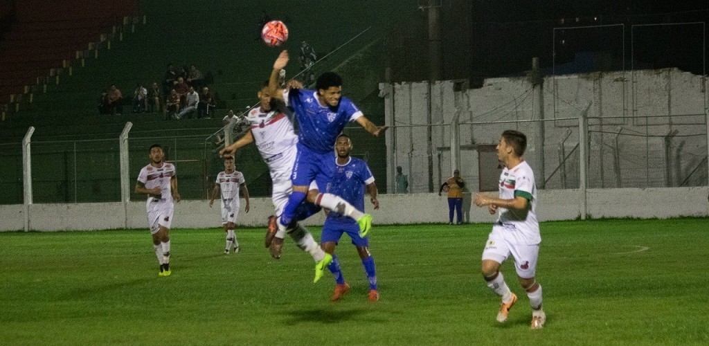 São Paulo vence o Cruzeiro e assume mais uma vez a liderança do Grupo A