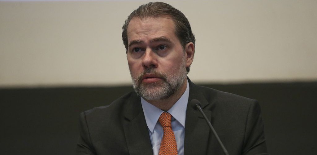 Toffoli adia julgamento de ações sobre prisão após segunda instância