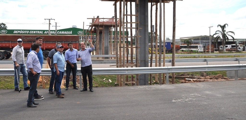 Diretor-geral do DNIT percorre obras de duplicação da BR-116