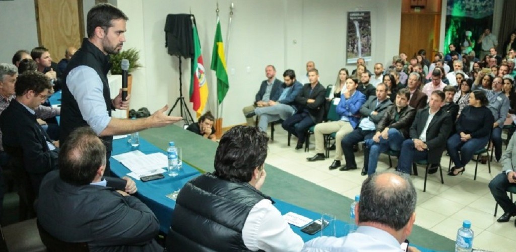 Governo participa de debate sobre concessão de parques nacionais