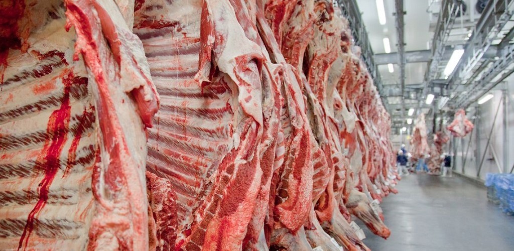 Brasil aguarda autorização para voltar a exportar carne para a China