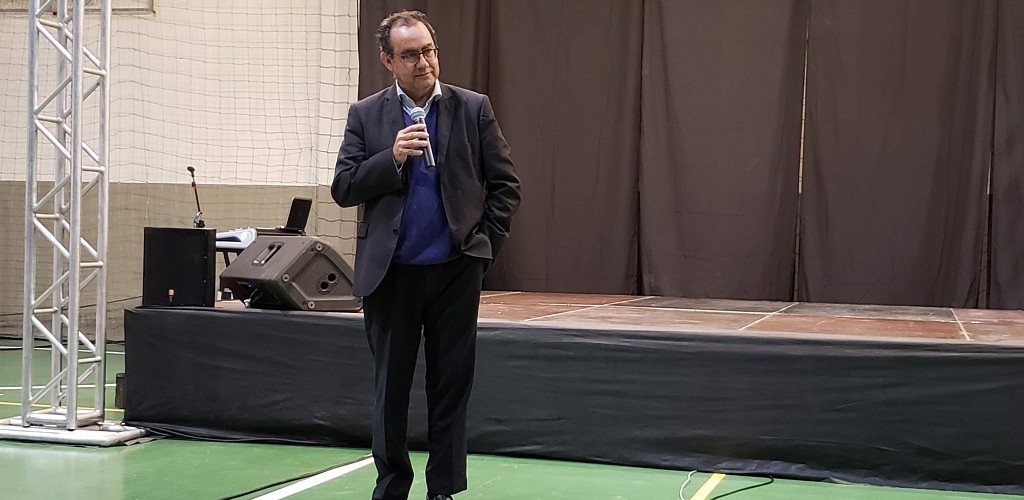 Augusto Cury realiza palestra no colégio Salesianos