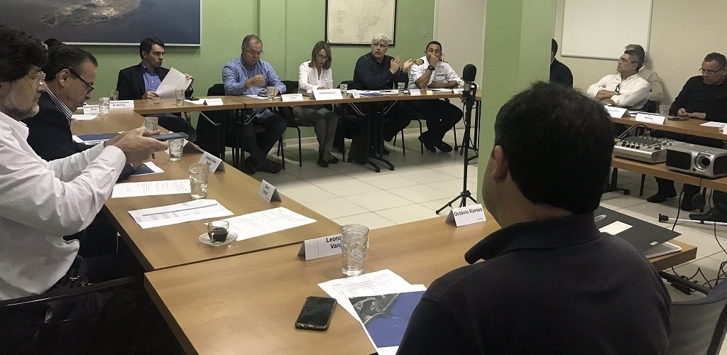 Bacchieri participa de reunião do CAP