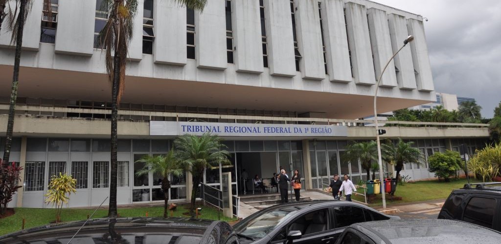 TRF1 mantém bloqueio de verbas de universidades