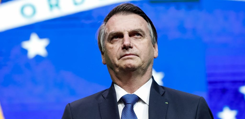 Bolsonaro diz que vai demitir presidente dos Correios