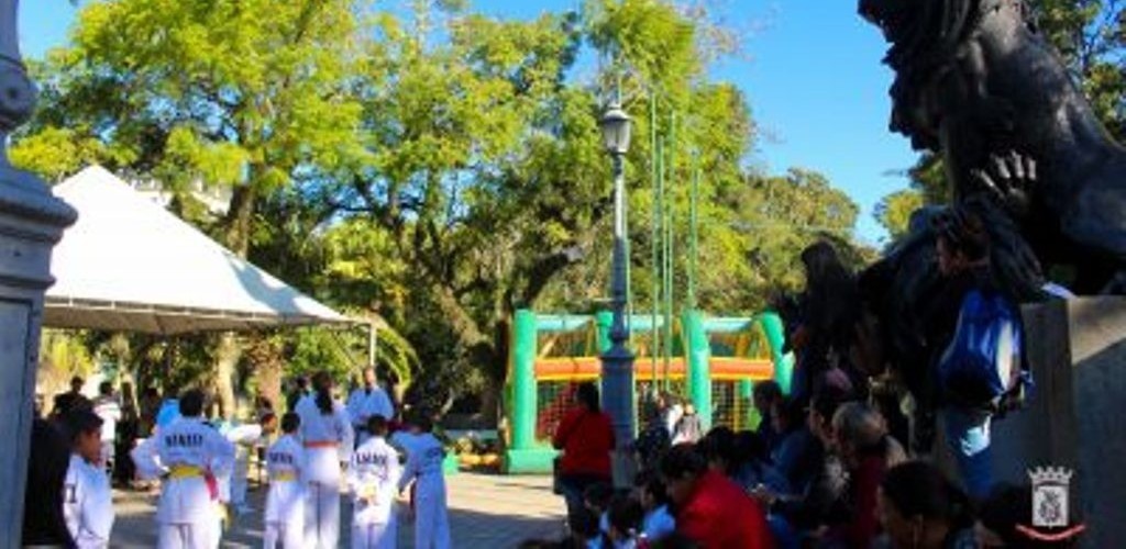 Edição da Praça da Proteção é realizada na Praça Tamandaré