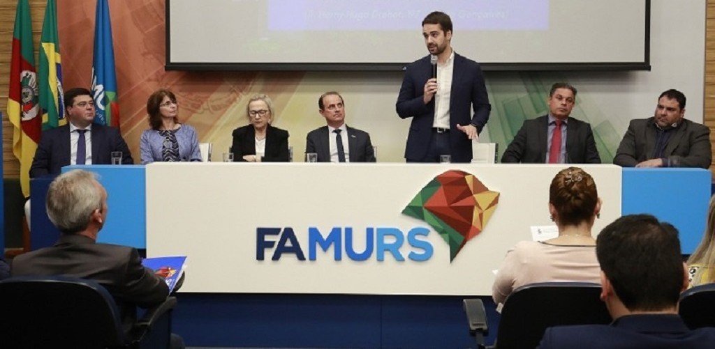 Estado quitará dívidas de Saúde com municípios e hospitais em 16 parcelas