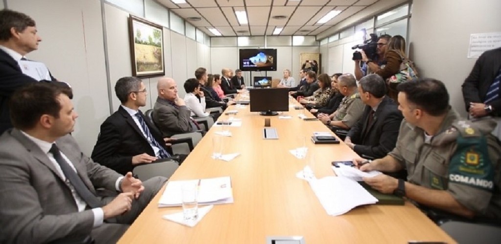 Estado transferiu mais de 6 mil presos de delegacias para o sistema prisional neste ano