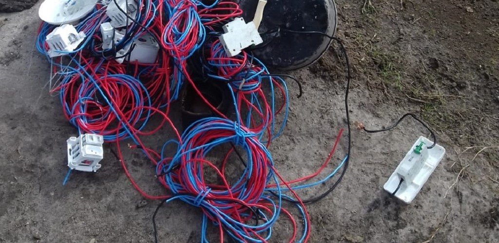 Homem é preso por furto em residência 